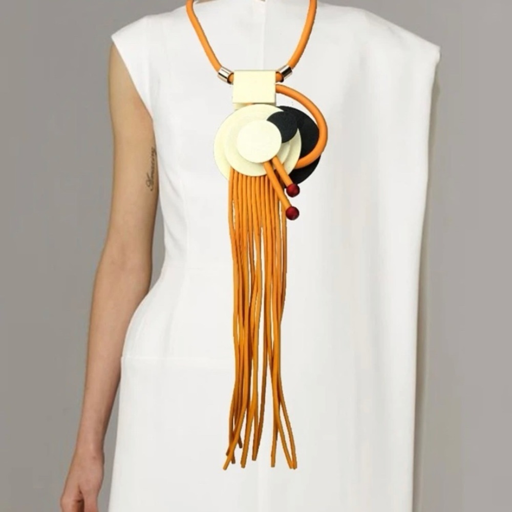 Tassel necklace​​